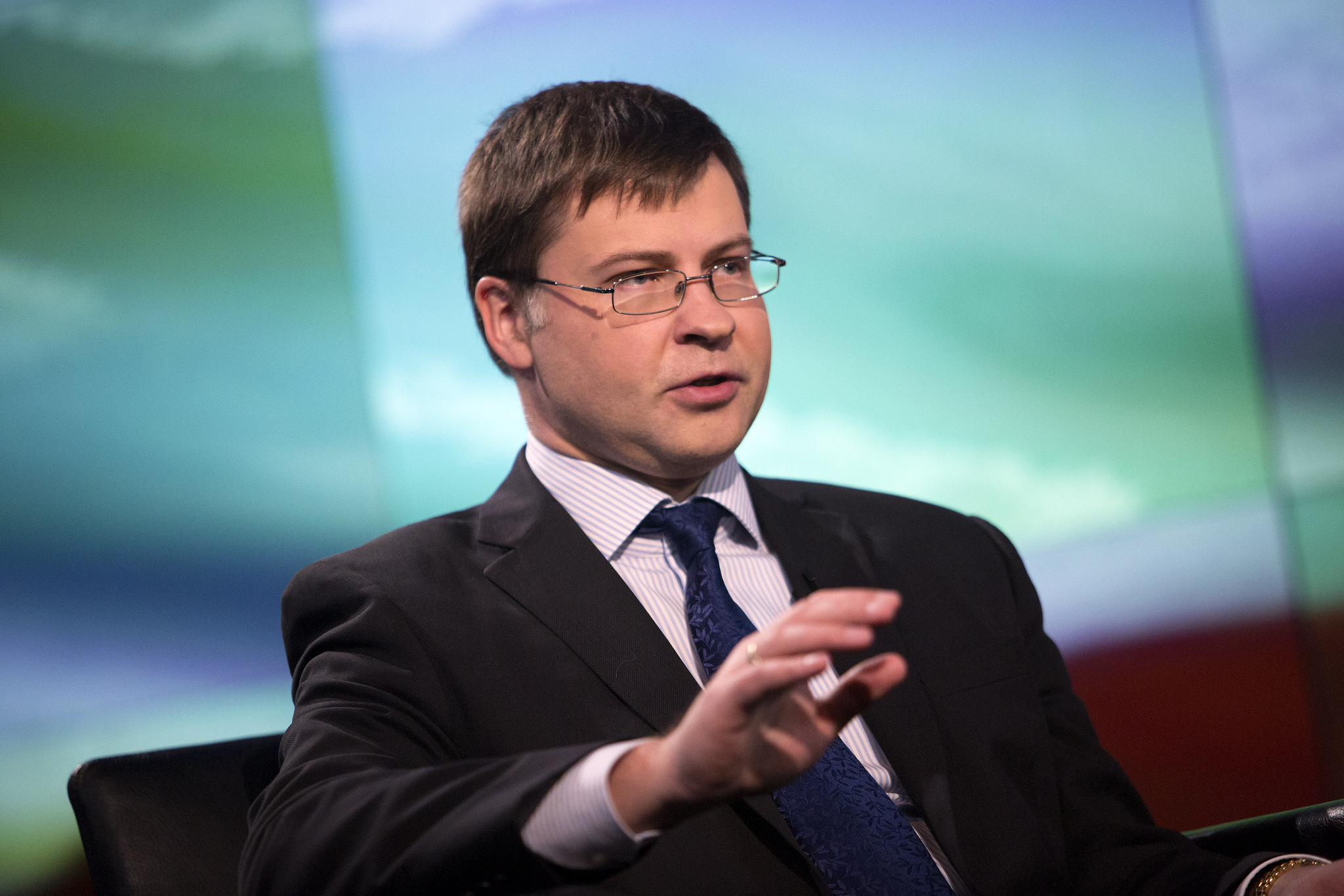 Dombrovskis: Eurozóna není připravena na všechna rizika