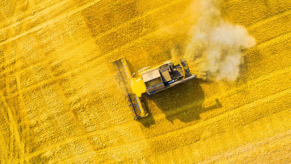 Skončila daňová podpora konvenčních biopaliv. Se směrnici na podporu biopaliv 2. generace má Česko zpoždění